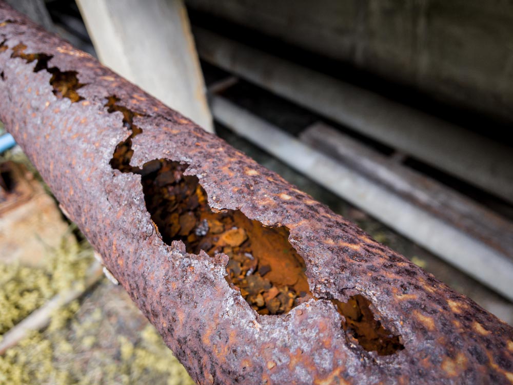 cast-iron-pipe